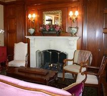 Silver Fountain Inn Lobby