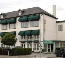 Hotel Chariot Exterior