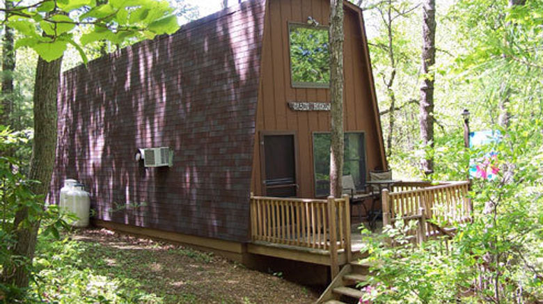 <b>Cabin Creekwood Exterior</b>. Images powered by <a href="https://www.leonardoworldwide.com/" title="Leonardo Worldwide" target="_blank">Leonardo</a>.