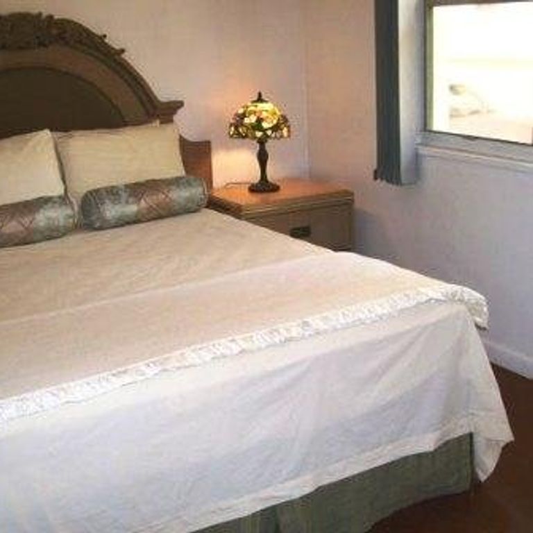 Seville Motel