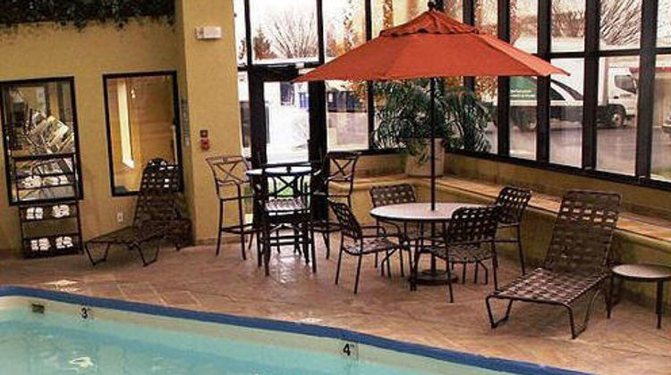 Holiday Inn Express Indianapolis East Pool