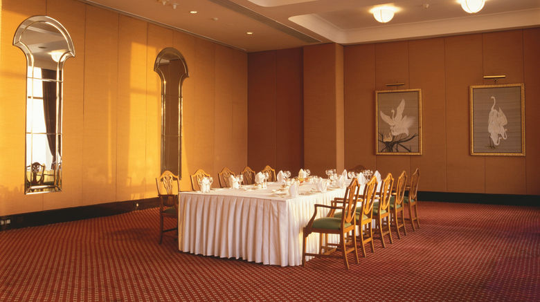 <b>Trident, Nariman Point Meeting</b>. Images powered by <a href=https://www.travelagewest.com/Hotels/Mumbai/