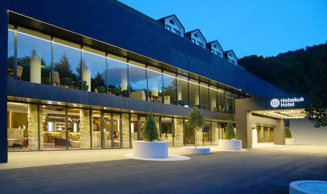 Habakuk Hotel Exterior