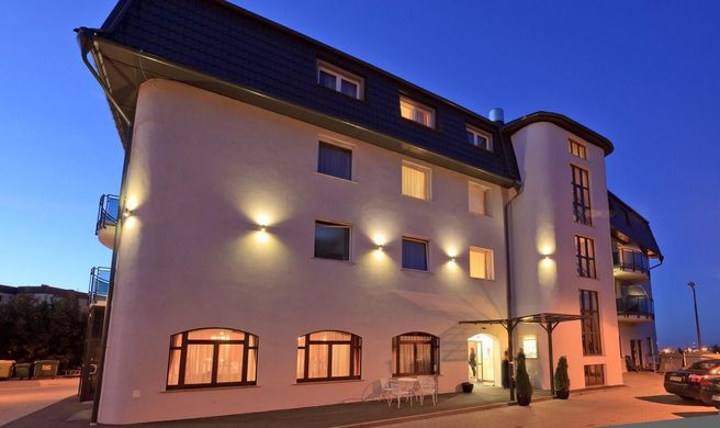 Amber Hotel Exterior