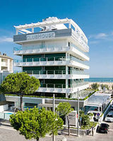 Club House Hotel