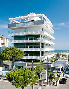Club House Hotel