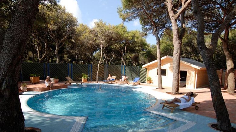 <b>Robinson Club Apulia Pool</b>. Images powered by <a href="https://www.leonardoworldwide.com/" title="Leonardo Worldwide" target="_blank">Leonardo</a>.