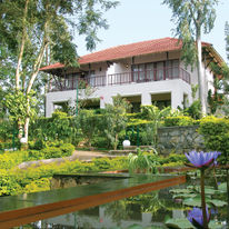 The Gateway Hotel KM Road