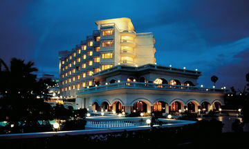 The Gateway Hotel Beach Road