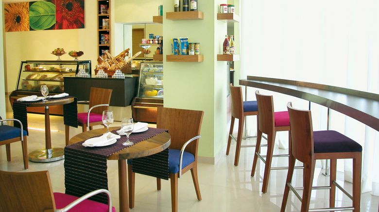 <b>Taj Wellington Mews Restaurant</b>. Images powered by <a href=https://www.travelagewest.com/Hotels/Mumbai/