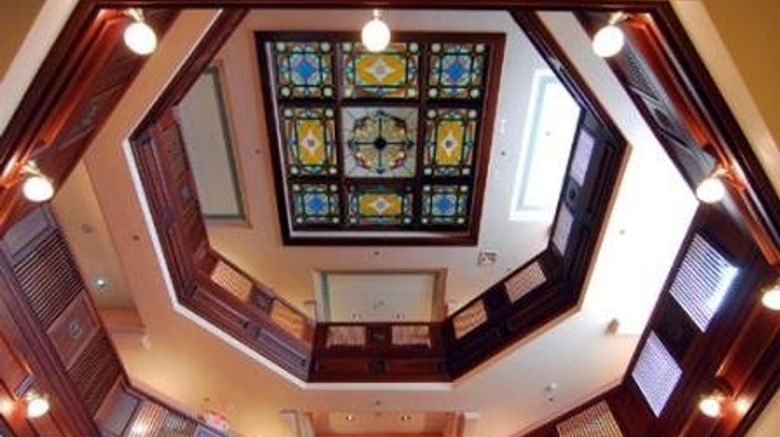 <b>Hotel Winneshiek Lobby</b>. Images powered by <a href="https://www.leonardoworldwide.com/" title="Leonardo Worldwide" target="_blank">Leonardo</a>.
