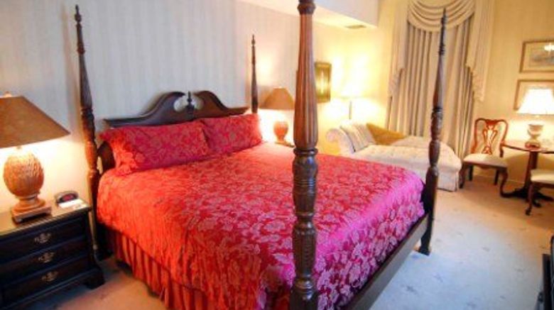 <b>Hotel Winneshiek Room</b>. Images powered by <a href="https://www.leonardoworldwide.com/" title="Leonardo Worldwide" target="_blank">Leonardo</a>.