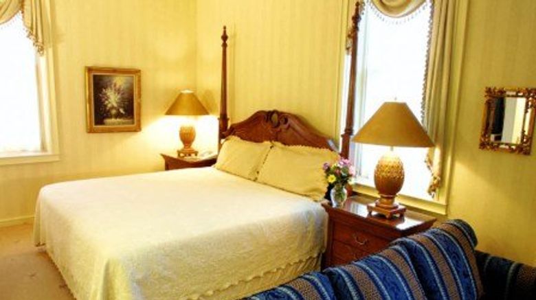 <b>Hotel Winneshiek Room</b>. Images powered by <a href="https://www.leonardoworldwide.com/" title="Leonardo Worldwide" target="_blank">Leonardo</a>.