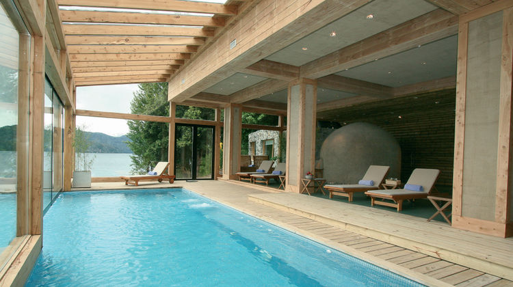 Correntoso Lake & River Hotel Pool