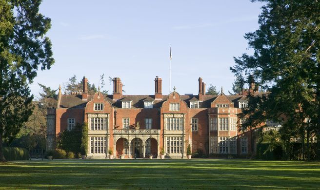 Tylney Hall Hotel & Gardens Exterior