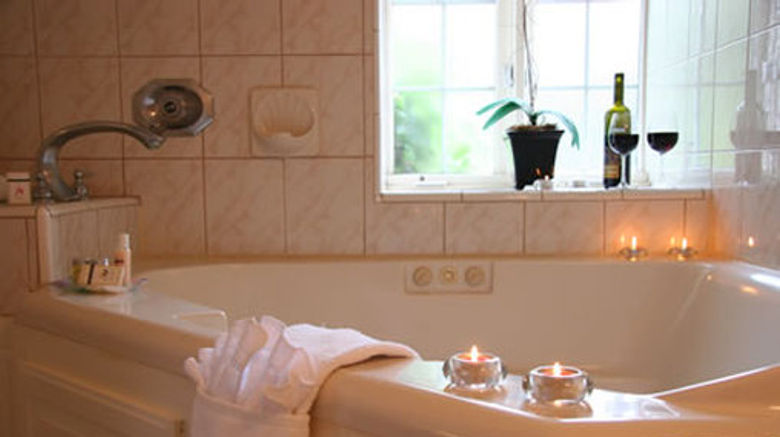 <b>Mirabelle Inn & Restaurant Room</b>. Images powered by <a href="https://www.leonardoworldwide.com/" title="Leonardo Worldwide" target="_blank">Leonardo</a>.