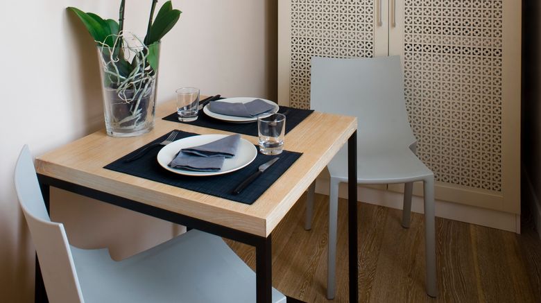 <b>Escalus Luxury Suites Verona Suite</b>. Images powered by <a href="https://www.leonardoworldwide.com/" title="Leonardo Worldwide" target="_blank">Leonardo</a>.