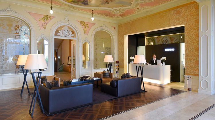 Vitznauerhof Hotel Lobby