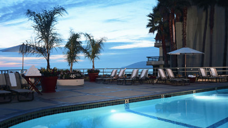 <b>The Cliffs Hotel and Spa Pool</b>. Images powered by <a href="https://www.leonardoworldwide.com/" title="Leonardo Worldwide" target="_blank">Leonardo</a>.