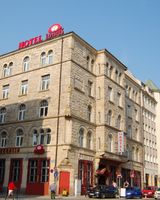 Lothus Hotel