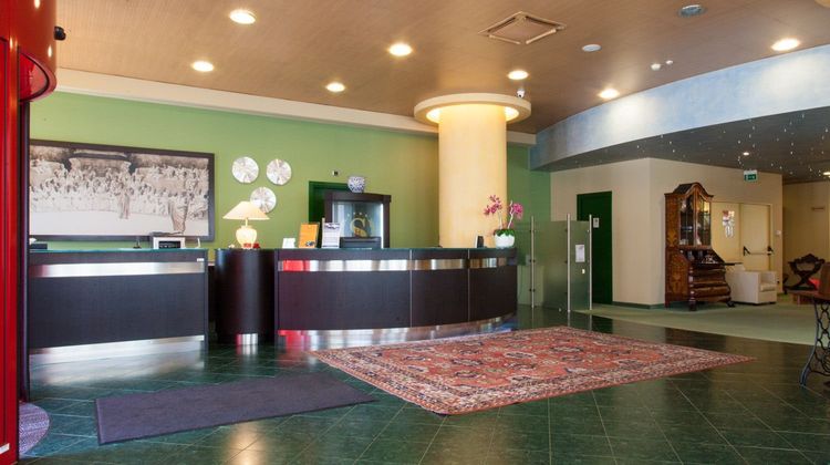 Hotel Senator Lobby