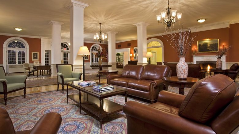 <b>The Gideon Putnam Lobby</b>. Images powered by <a href="https://www.leonardoworldwide.com/" title="Leonardo Worldwide" target="_blank">Leonardo</a>.