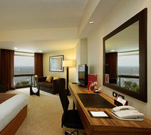 Hotel Jen Manila Room