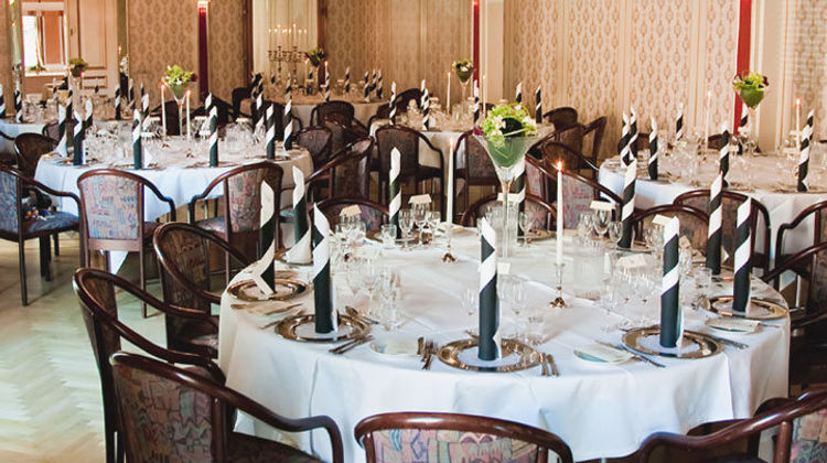 Helnan Phoenix Hotel Restaurant