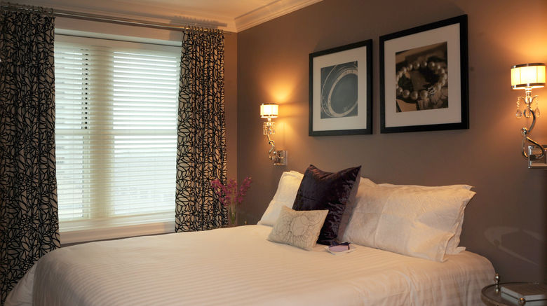 <b>The Georgian Terrace Hotel Suite</b>. Images powered by <a href="https://www.leonardoworldwide.com/" title="Leonardo Worldwide" target="_blank">Leonardo</a>.