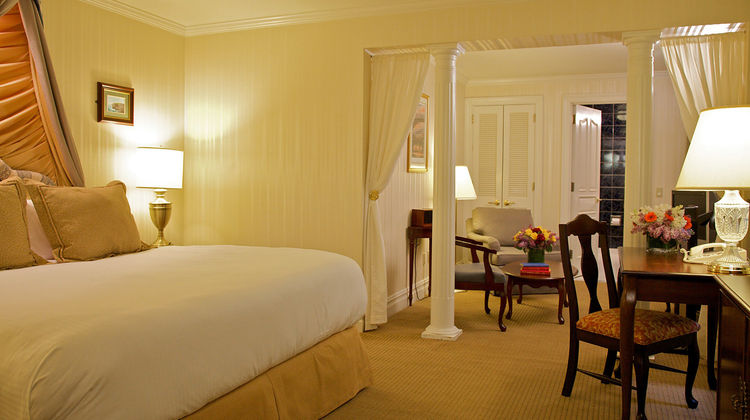 Fitzpatrick Grand Central Hotel Suite
