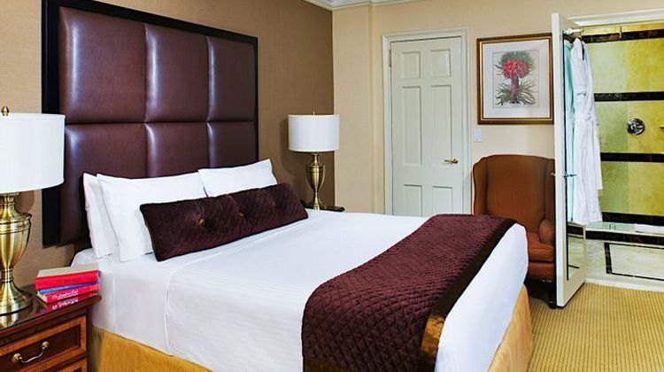 Fitzpatrick Manhattan Hotel Room