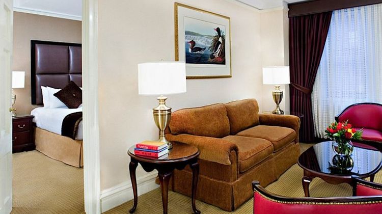Fitzpatrick Manhattan Hotel Suite