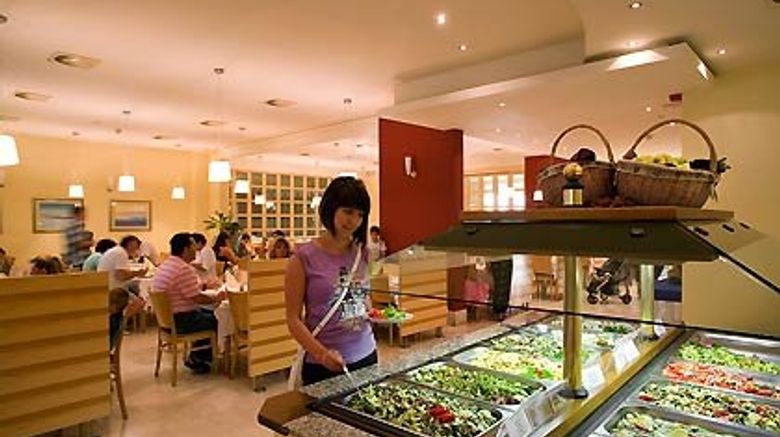 <b>Rabac Sunny Hotel & Residence Restaurant</b>. Images powered by <a href="https://www.leonardoworldwide.com/" title="Leonardo Worldwide" target="_blank">Leonardo</a>.