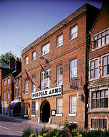 Norfolk Arms Hotel