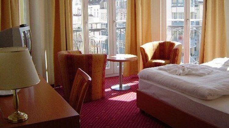 Hotel Orion Room