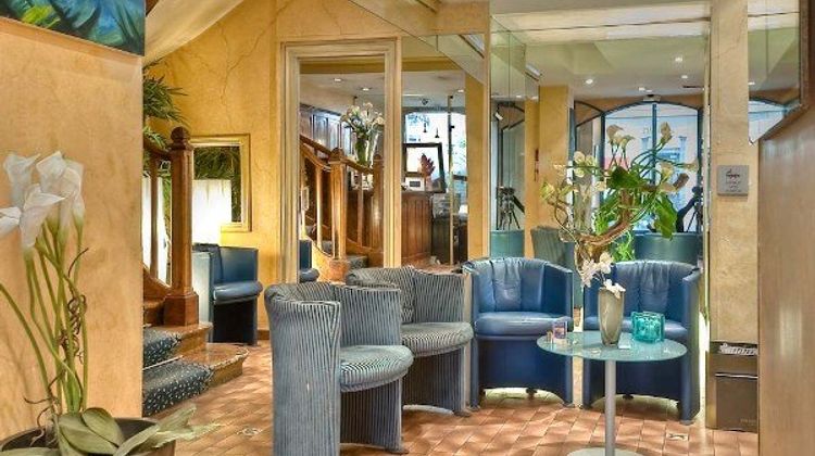 Ascot Opera Hotel Lobby
