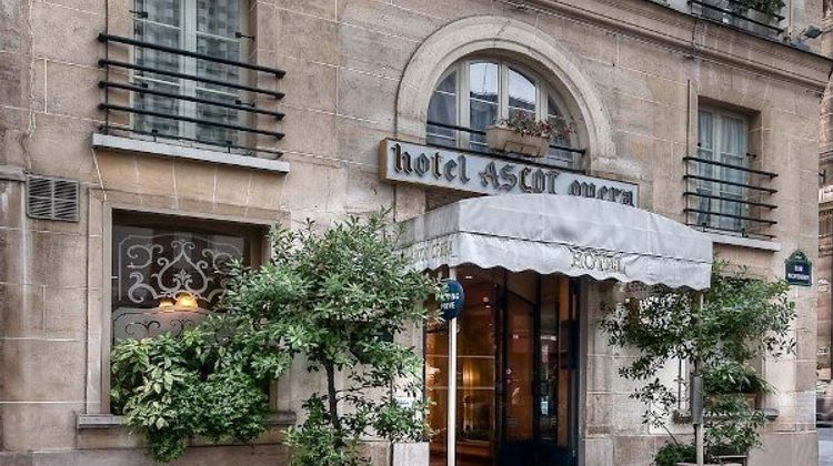 Ascot Opera Hotel Exterior