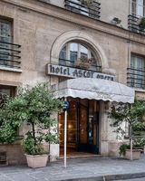 Ascot Opera Hotel