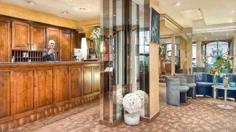Ascot Opera Hotel Lobby