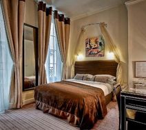 Ile de France Room