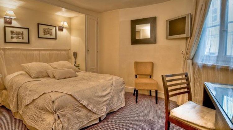 Ile de France Room
