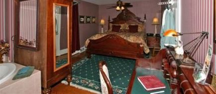 Cobblestone Manor Room