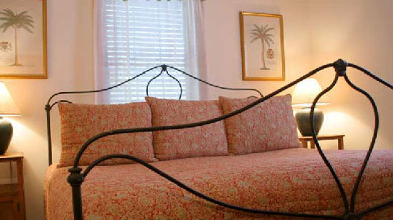 <b>Island City House Room</b>. Images powered by <a href="https://www.leonardoworldwide.com/" title="Leonardo Worldwide" target="_blank">Leonardo</a>.