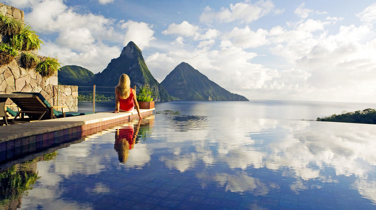 Jade Mountain Resort Suite