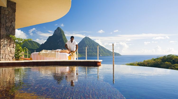Jade Mountain Resort Suite