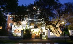 Regency Suites Hotel
