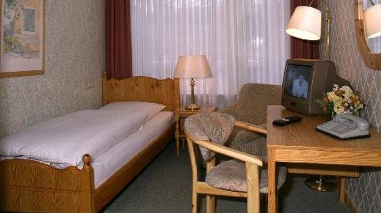 Motel Hamburg Room