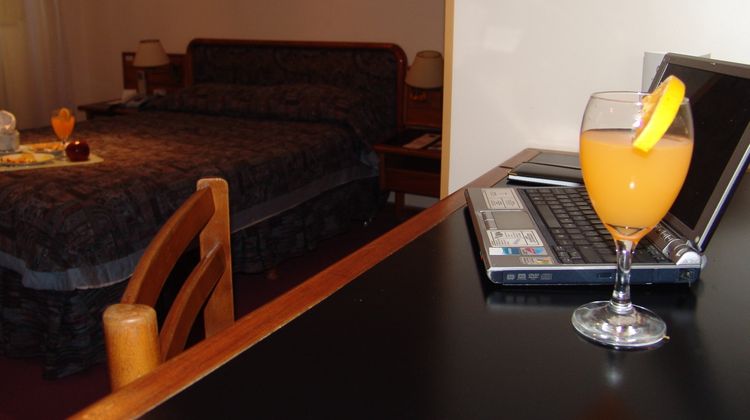 Sheltown Hotel Room