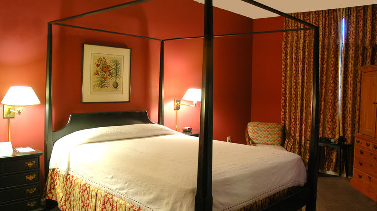 The Inn at Claussen's Room