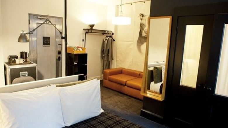 <b>Ace Hotel New York City Room</b>. Images powered by <a href="https://www.leonardoworldwide.com/" title="Leonardo Worldwide" target="_blank">Leonardo</a>.